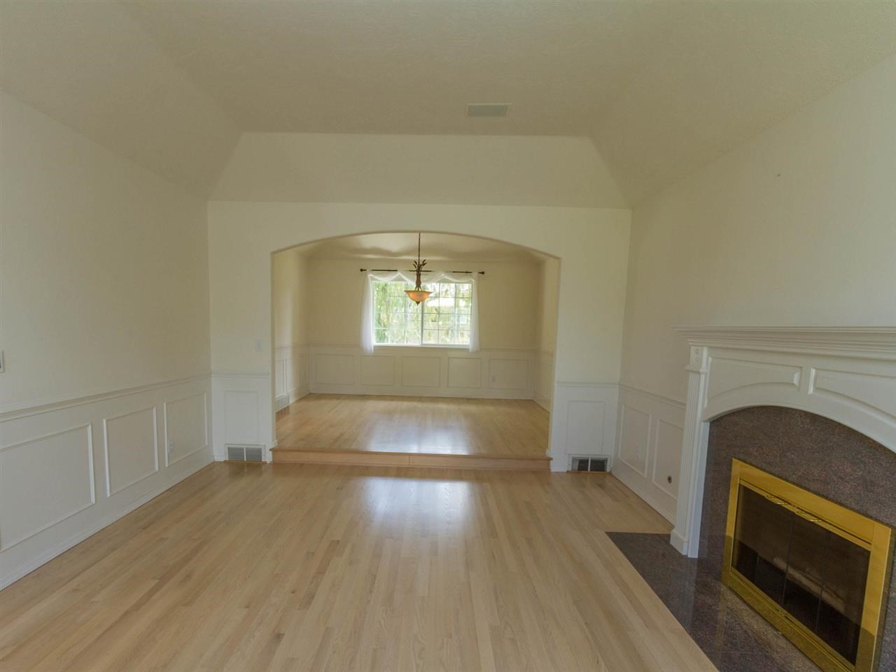 2210 E 54th Ln - Photo 5