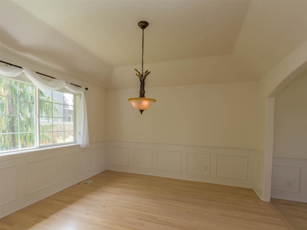 2210 E 54th Ln - Photo 6