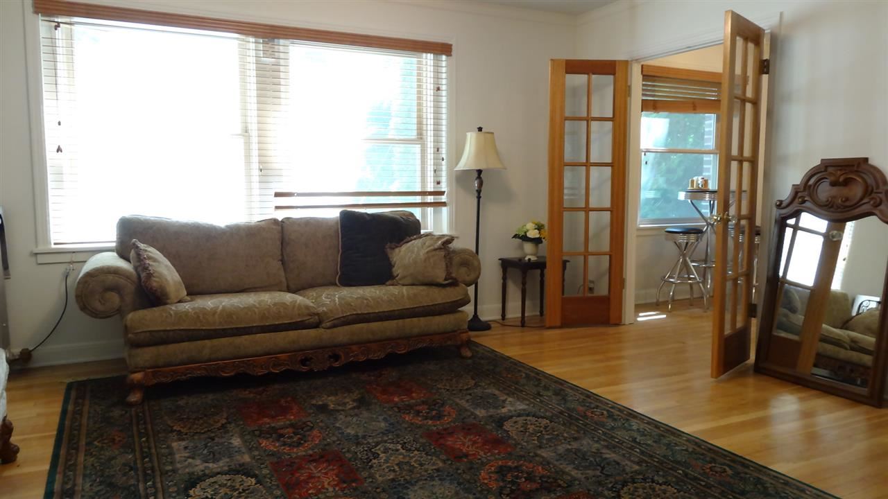 704 W 6th Ave - Photo 4