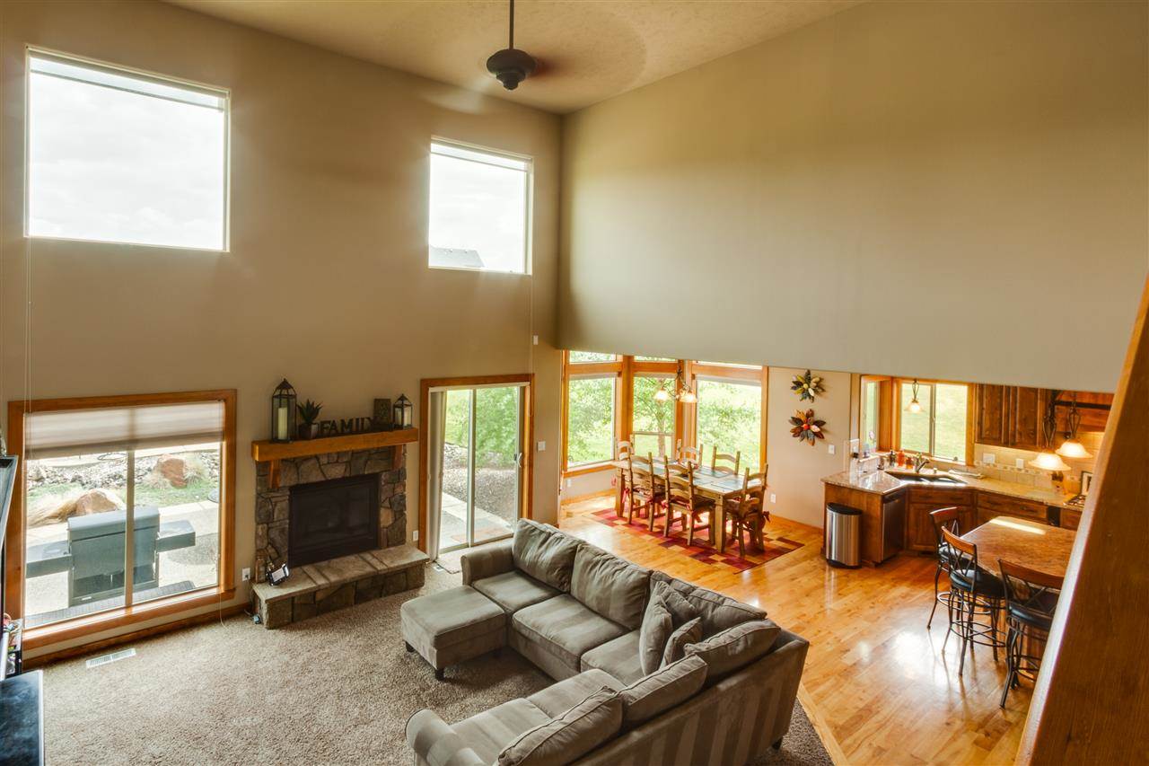 17016 E 18th Ct - Photo 14