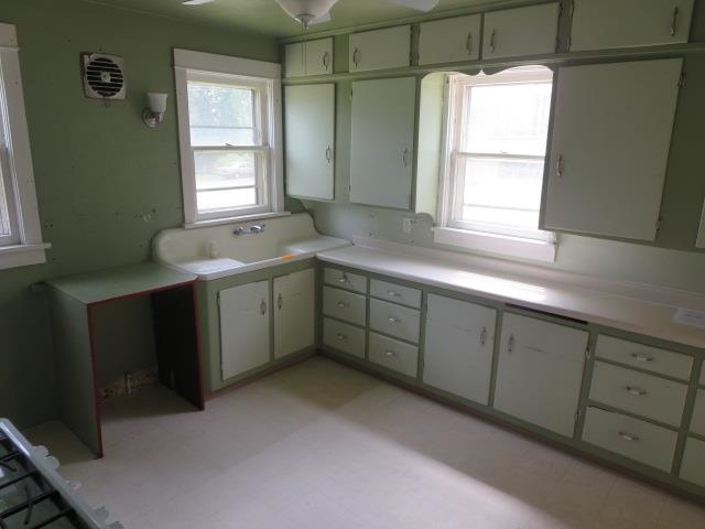 205 N 4th St - Photo 7
