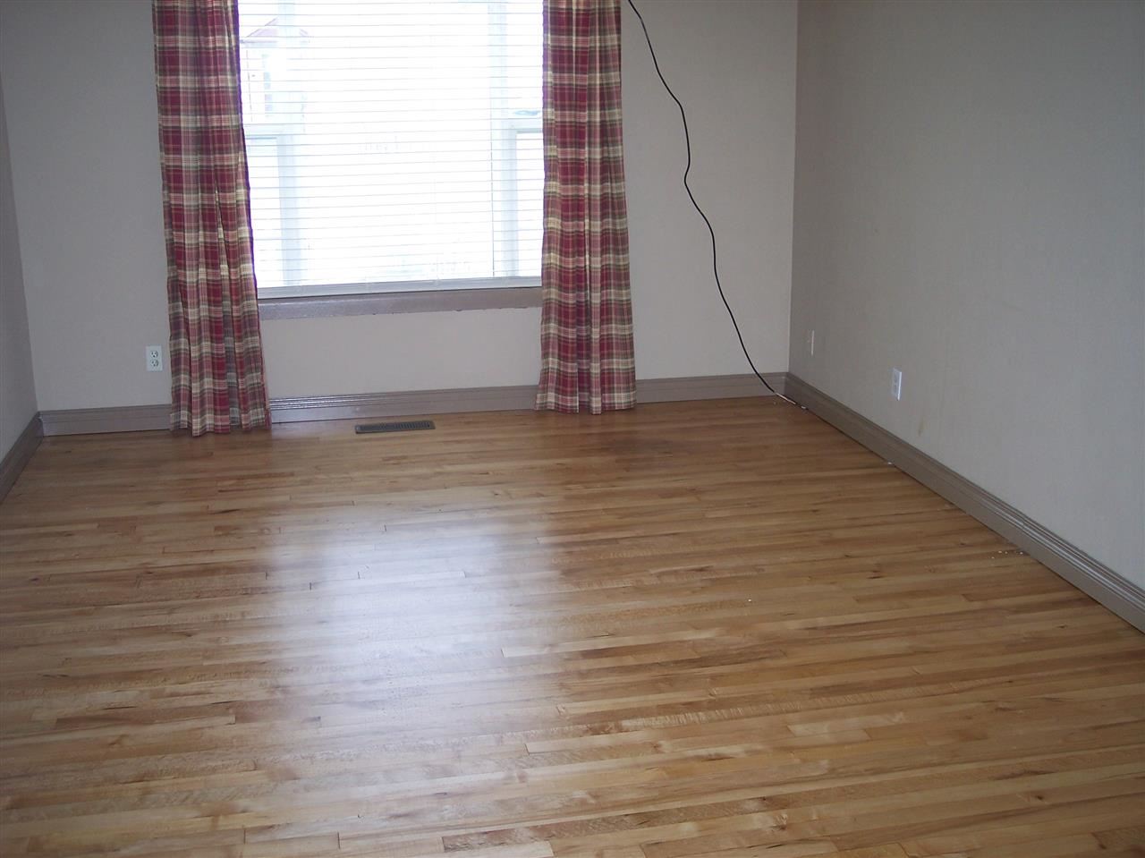 1603 N Smith St - Photo 4