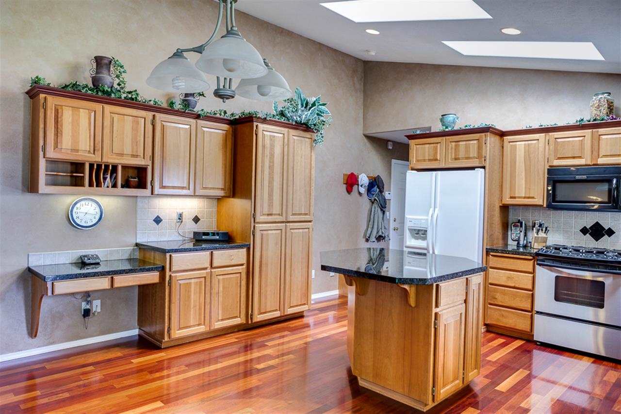 10923 N Acoma Dr - Photo 6