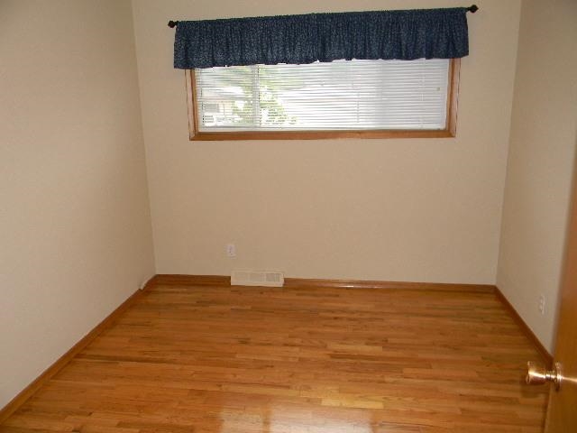 2833 W Lyons Ave - Photo 7