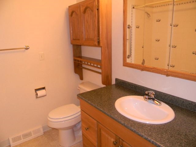 2833 W Lyons Ave - Photo 9