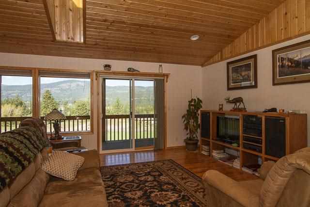 1546 Rickey Canyon Rd - Photo 9