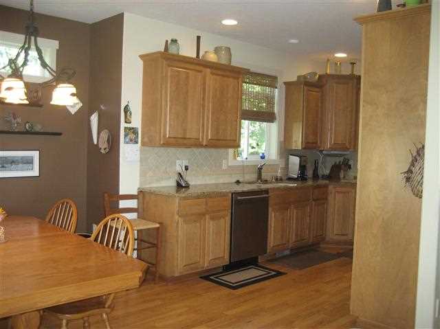 2302 S Scenic Blvd - Photo 11