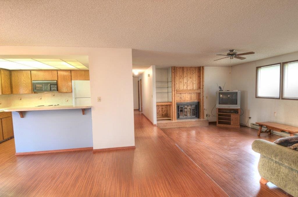 11321 E 9TH Ave - Photo 4