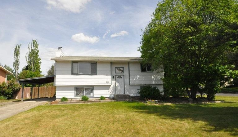 602 E Vicksburg Ave - Photo 1