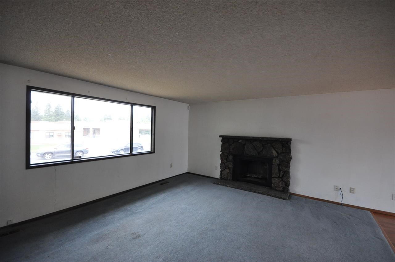 602 E Vicksburg Ave - Photo 2