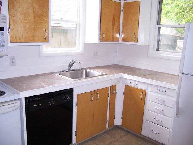 1713 W Spofford Ave - Photo 9