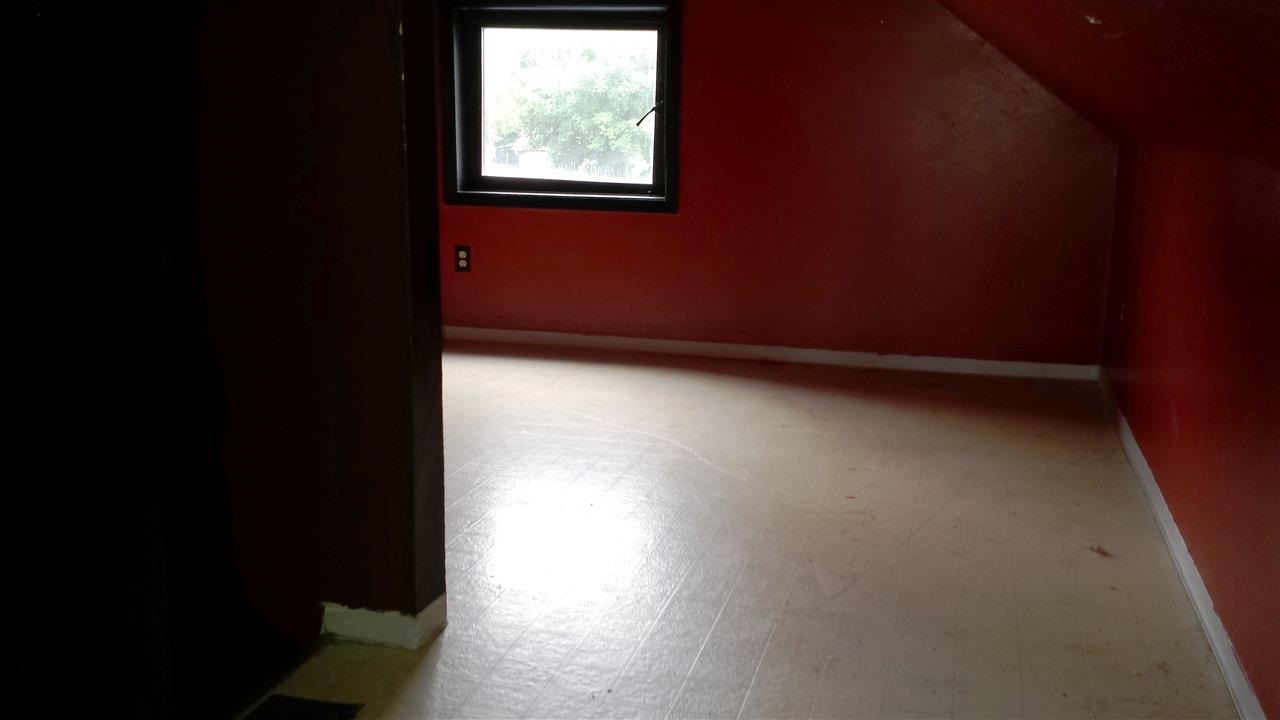 2210 E Hartson - Photo 6