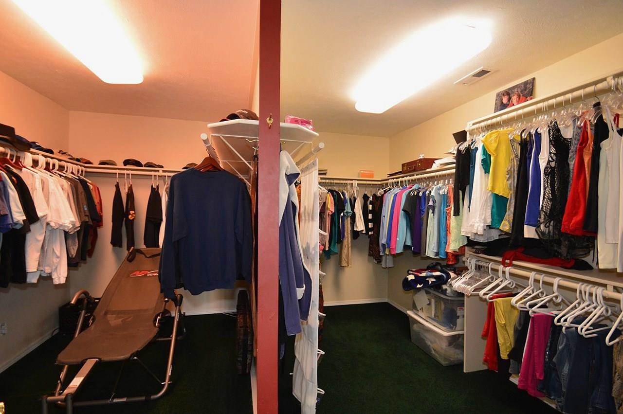 24907 N Perry Rd - Photo 10