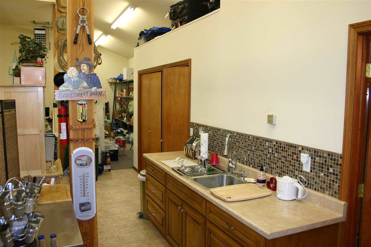 4269 Old East Springdale Rd - Photo 5