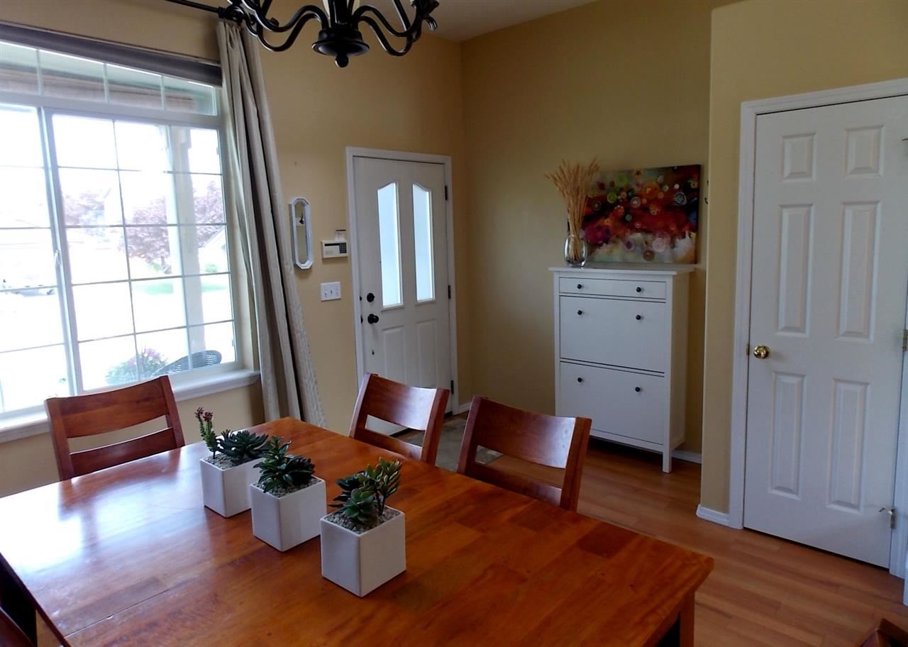 1210 N Stevenson Rd - Photo 9