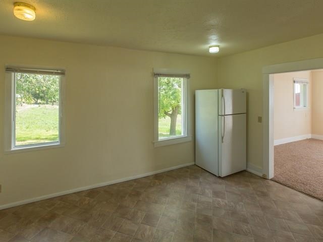 6011 E 32nd Ave - Photo 3