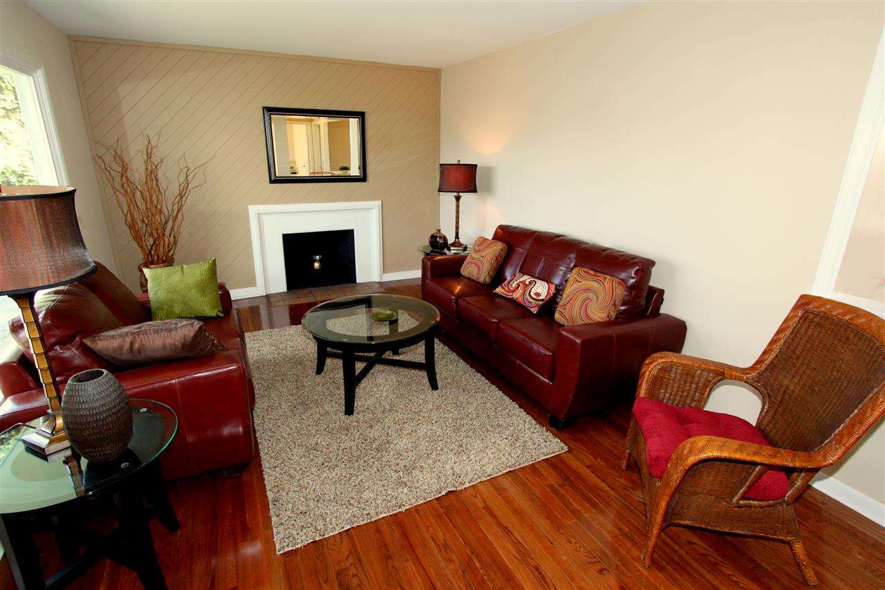5007 W Hoffman Pl - Photo 3