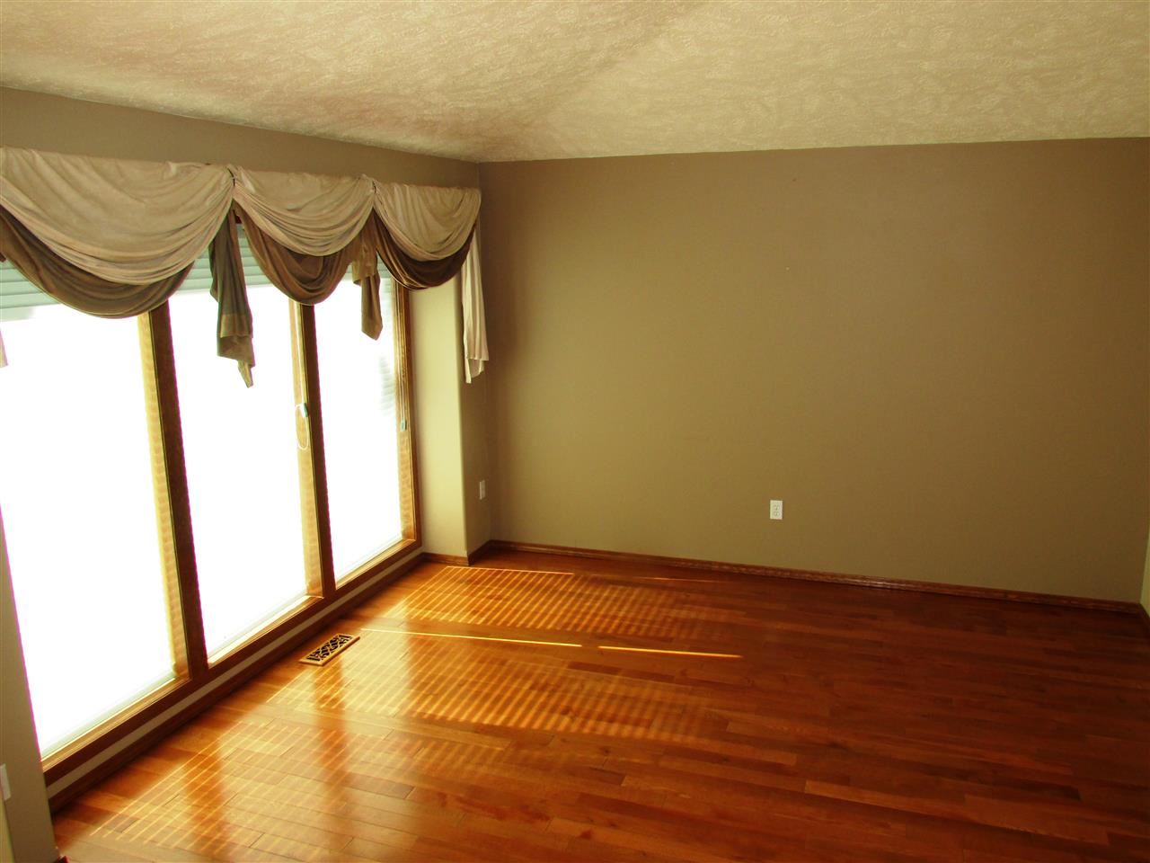 15506 N Lloyd Ln - Photo 3