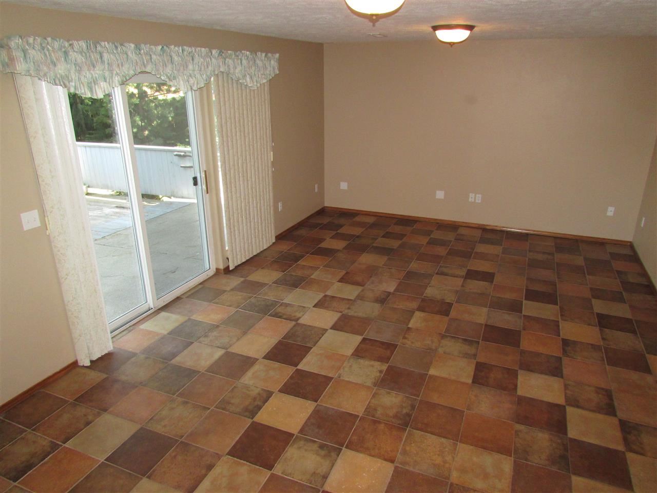 15506 N Lloyd Ln - Photo 7