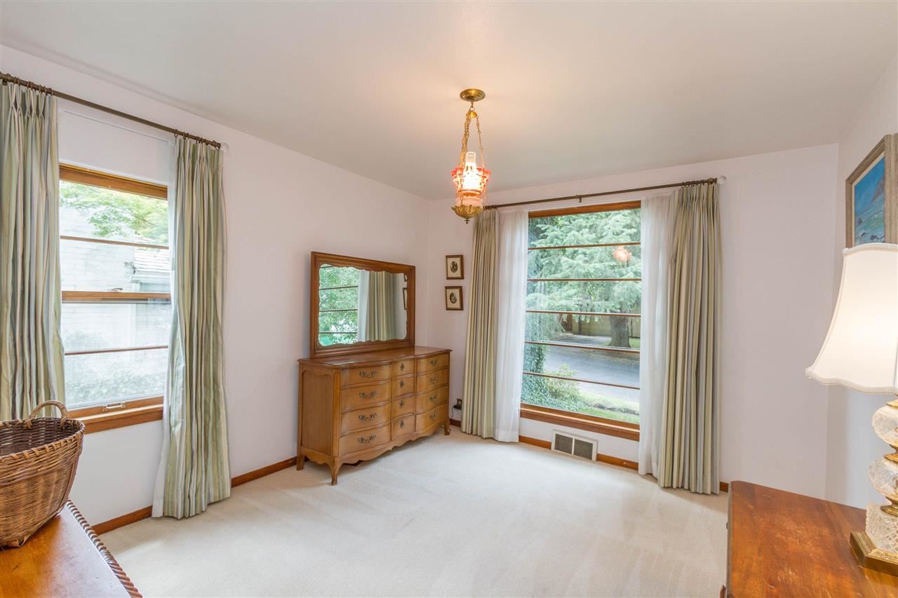 1403 S Fiske - Photo 9