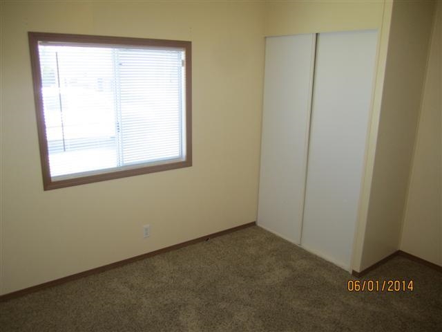 4322 E Peak Ln - Photo 4
