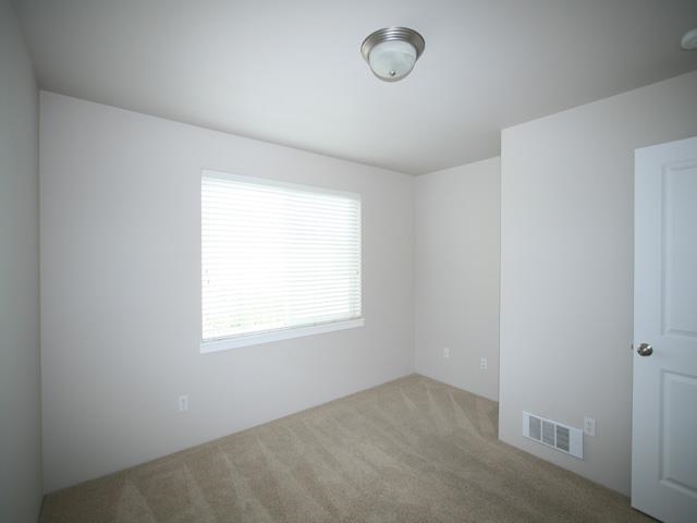 1600 N Holl Blvd - Photo 11