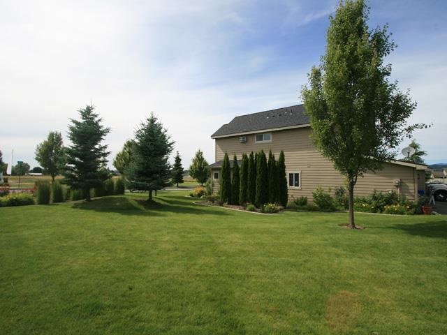 1600 N Holl Blvd - Photo 19