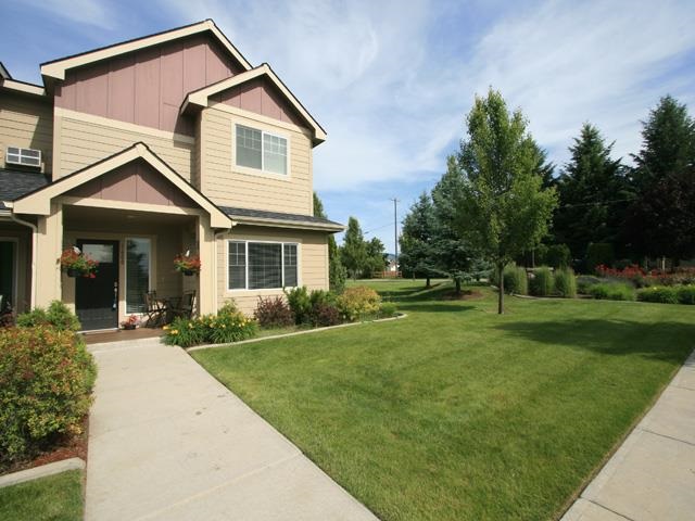 1600 N Holl Blvd - Photo 3