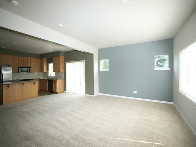 1600 N Holl Blvd - Photo 6