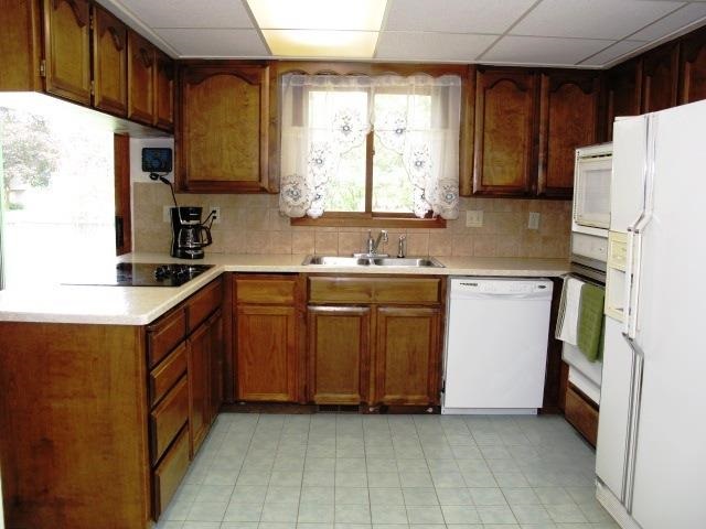 401 E Stonewall Ave - Photo 4