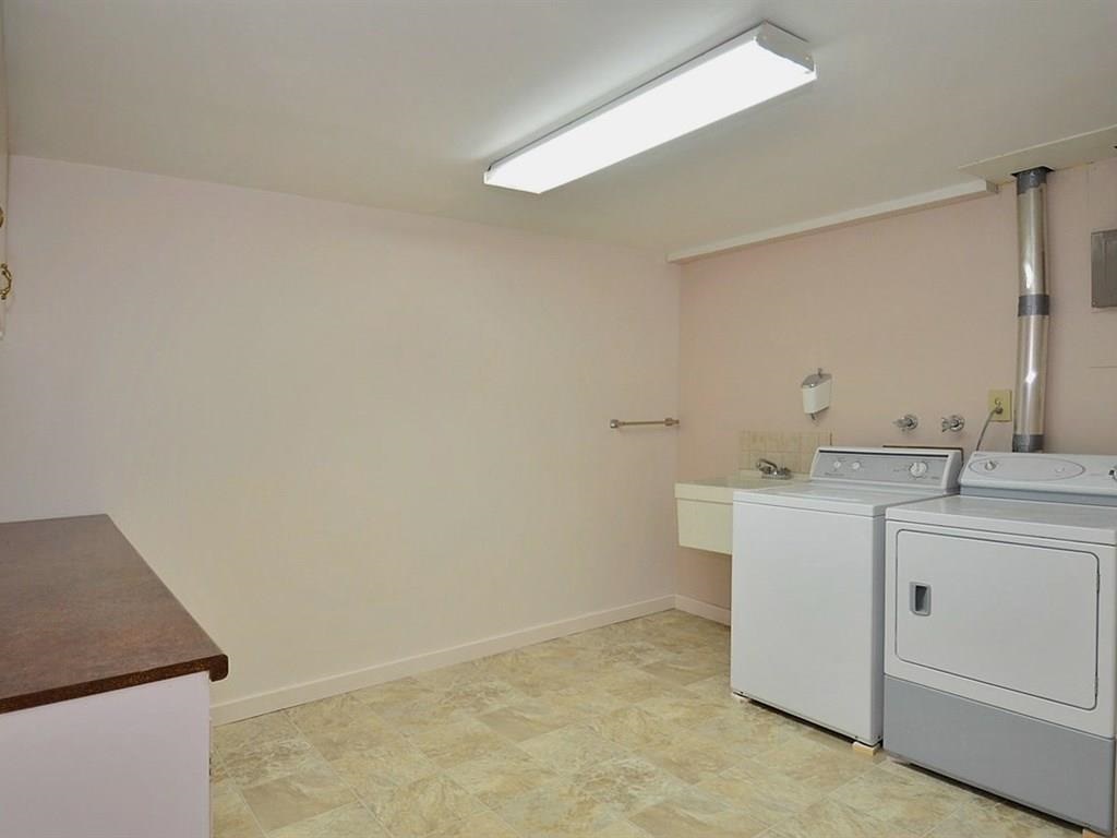 10919 E Rinear Rd - Photo 16