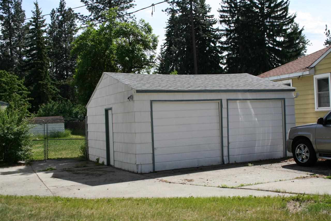 101 W 33rd Ave. - Photo 3