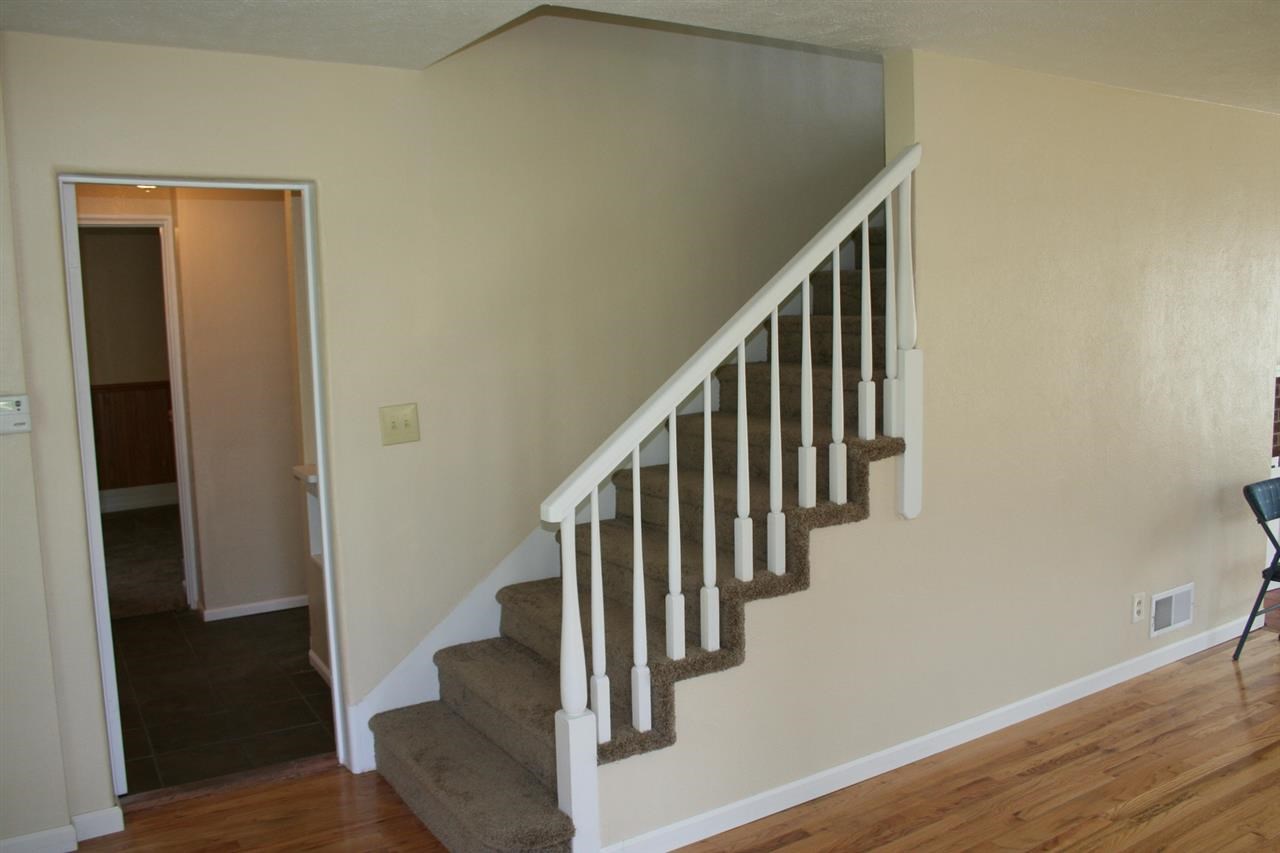 101 W 33rd Ave. - Photo 7