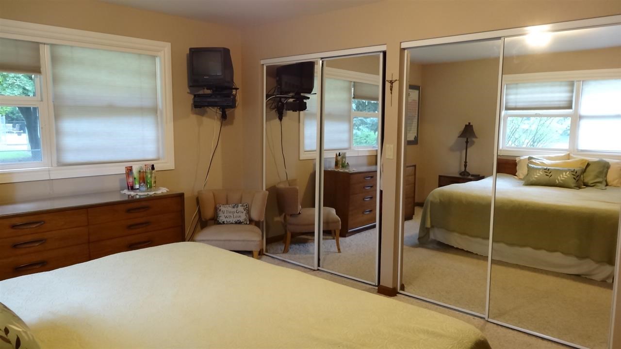 319 W Graves Rd - Photo 11