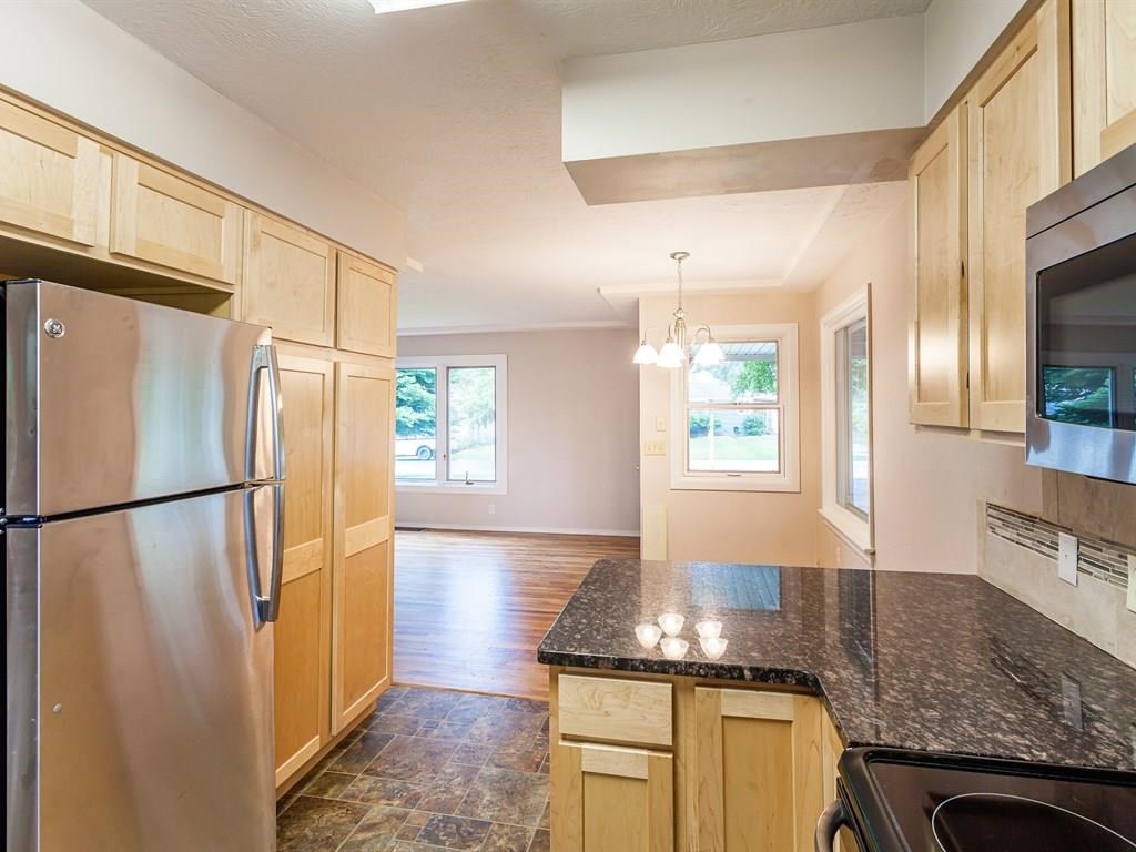 501 N Raymond Rd - Photo 3