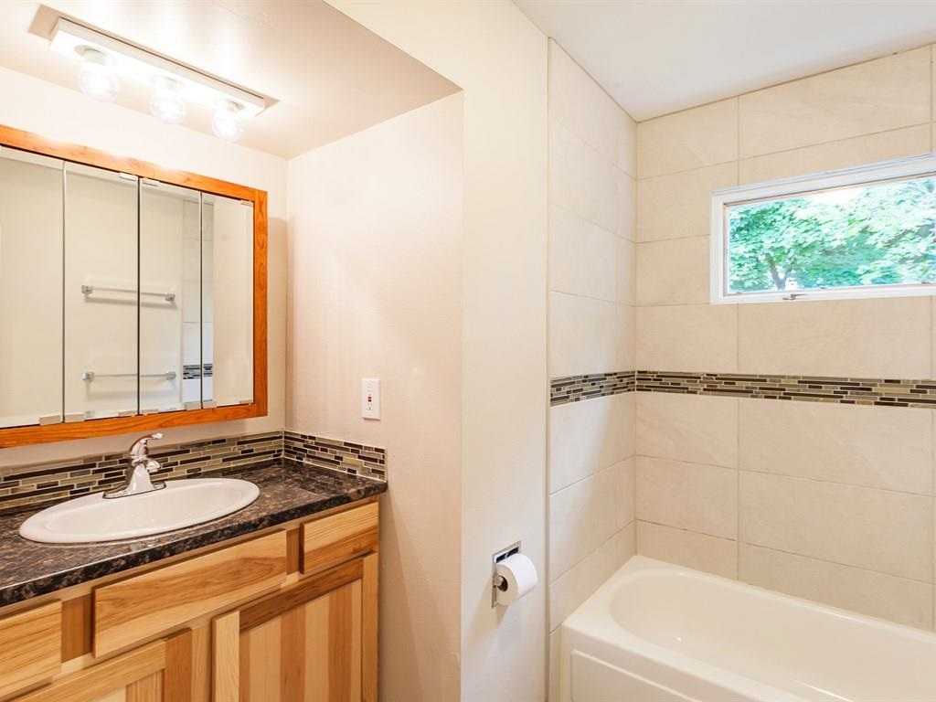 501 N Raymond Rd - Photo 9