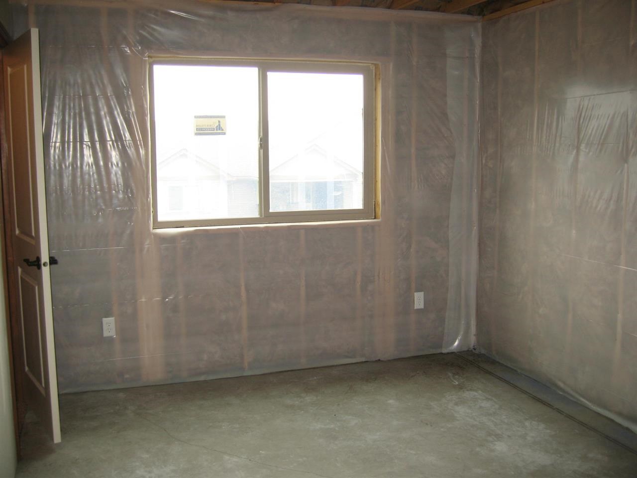 8806 E Clearview Ln - Photo 14