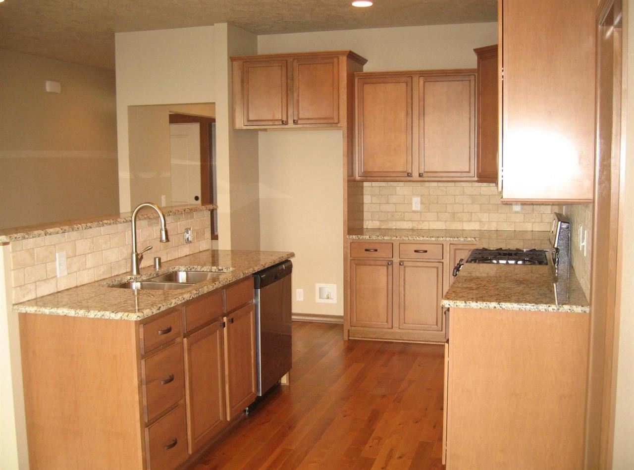 8806 E Clearview Ln - Photo 7