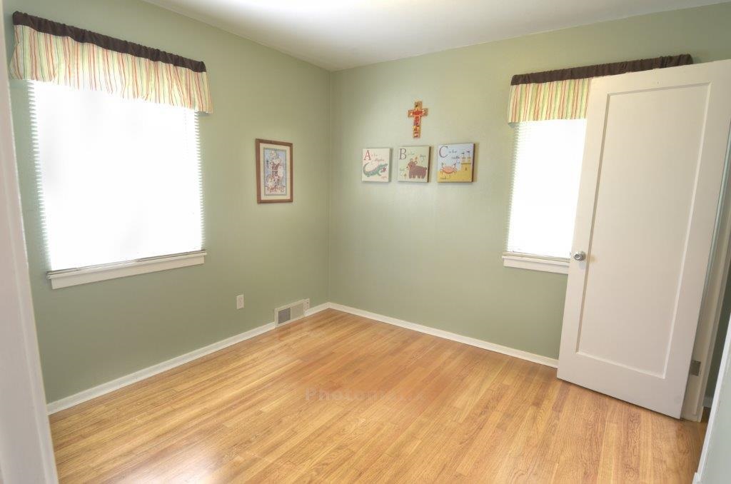 2308 W Everett Ave - Photo 11