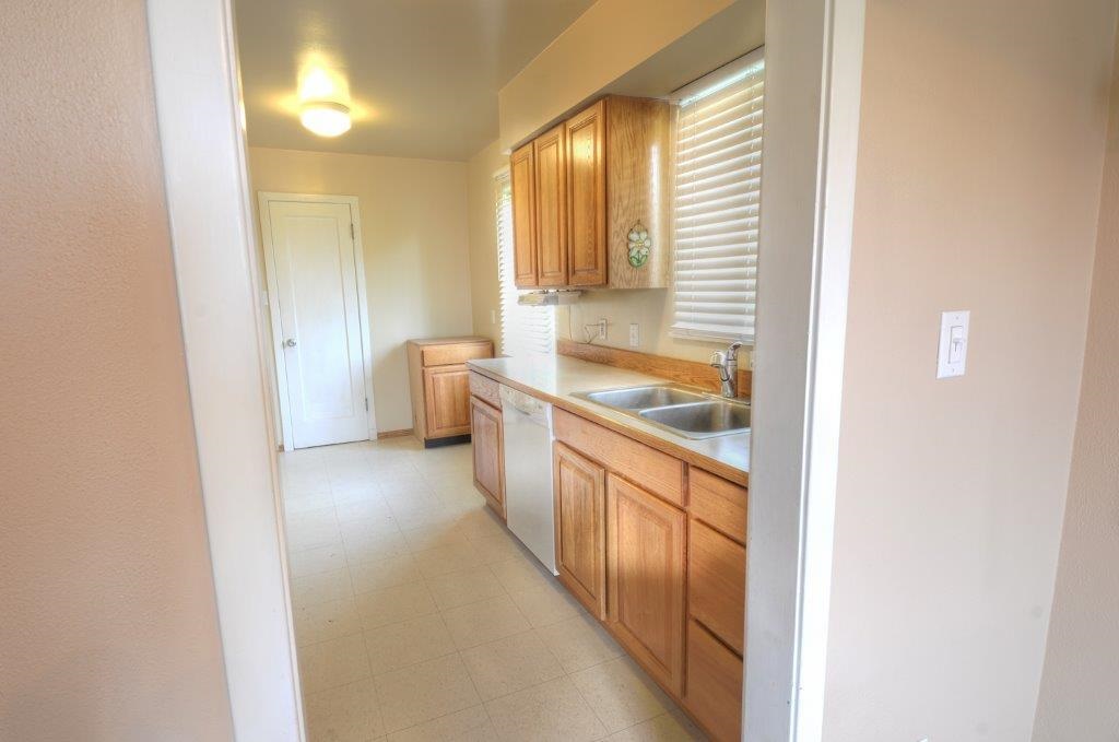2308 W Everett Ave - Photo 5