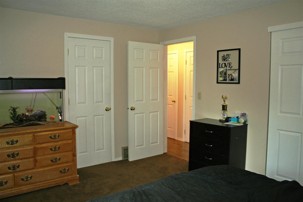 306 W Brita Ave - Photo 9