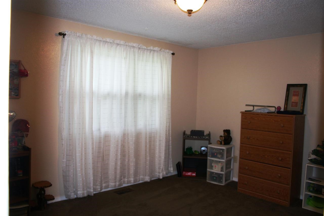 306 W Brita Ave - Photo 10