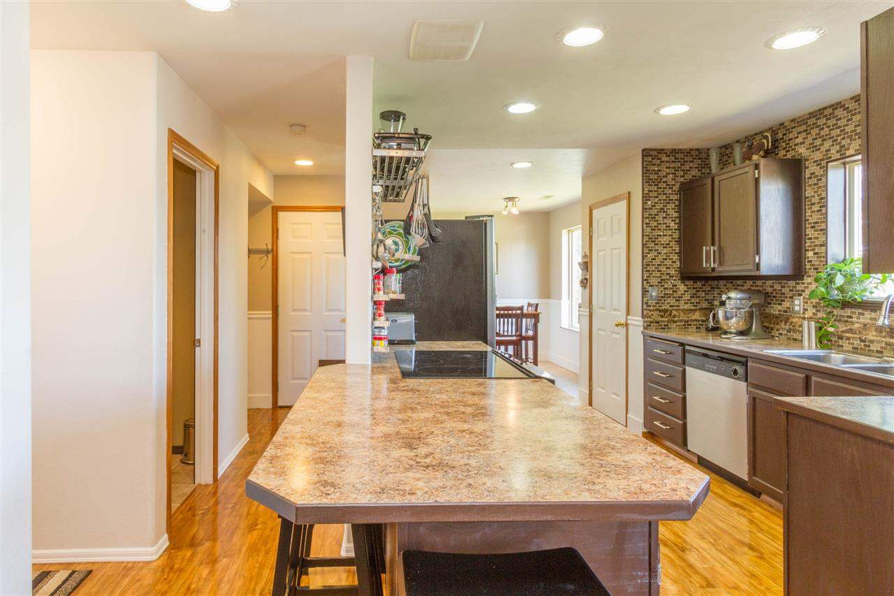 11321 E 42nd - Photo 7