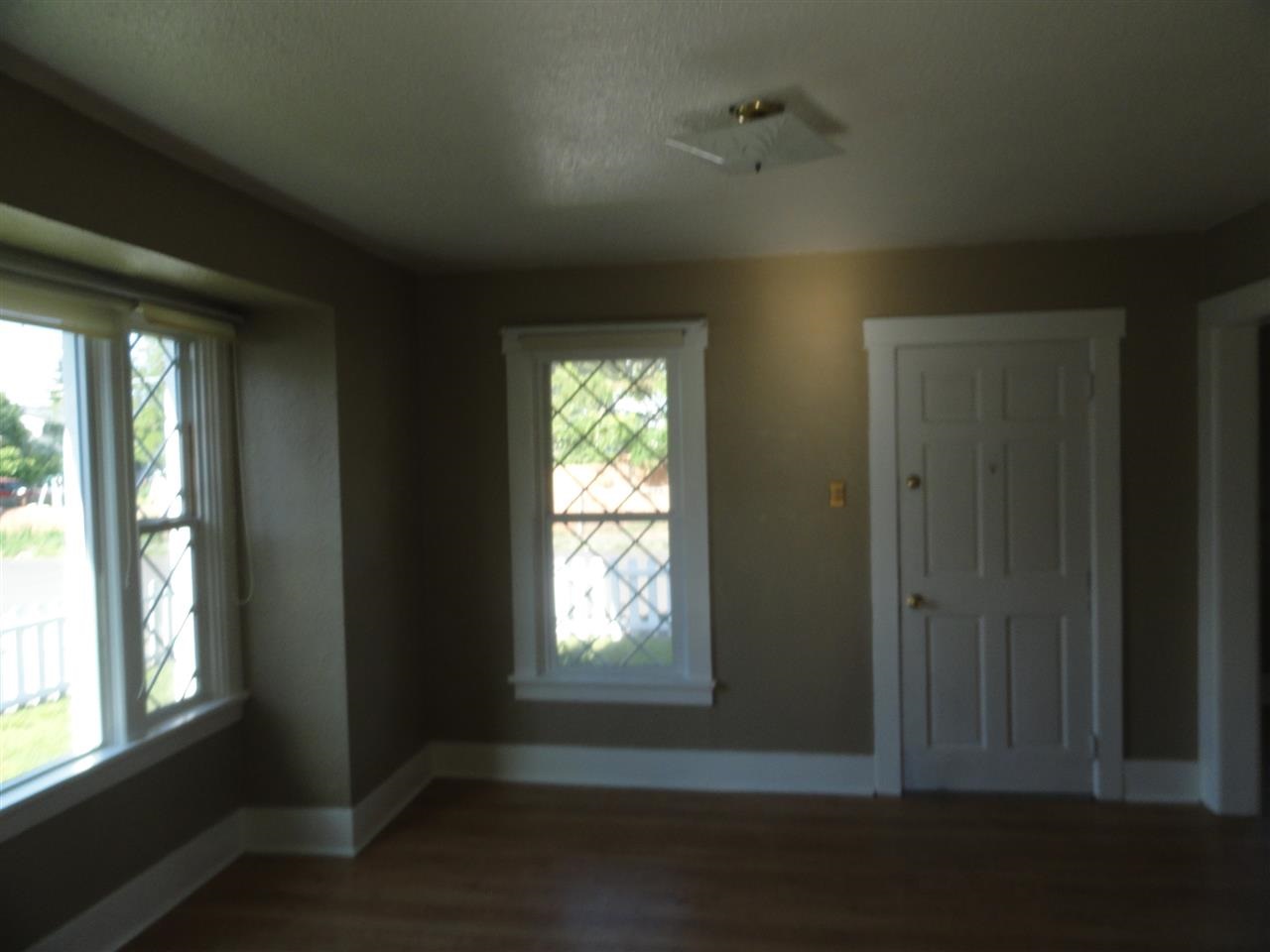 2215 N Oak - Photo 4