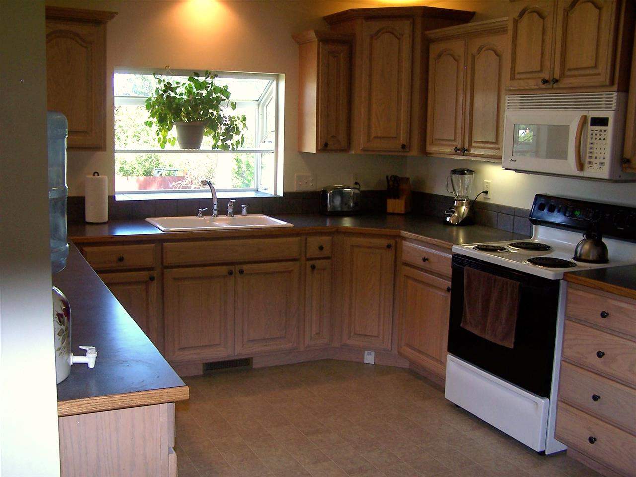 405 W Pacific St - Photo 8