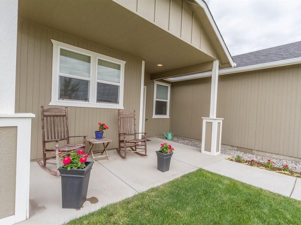 12512 W Meadow Ct - Photo 3