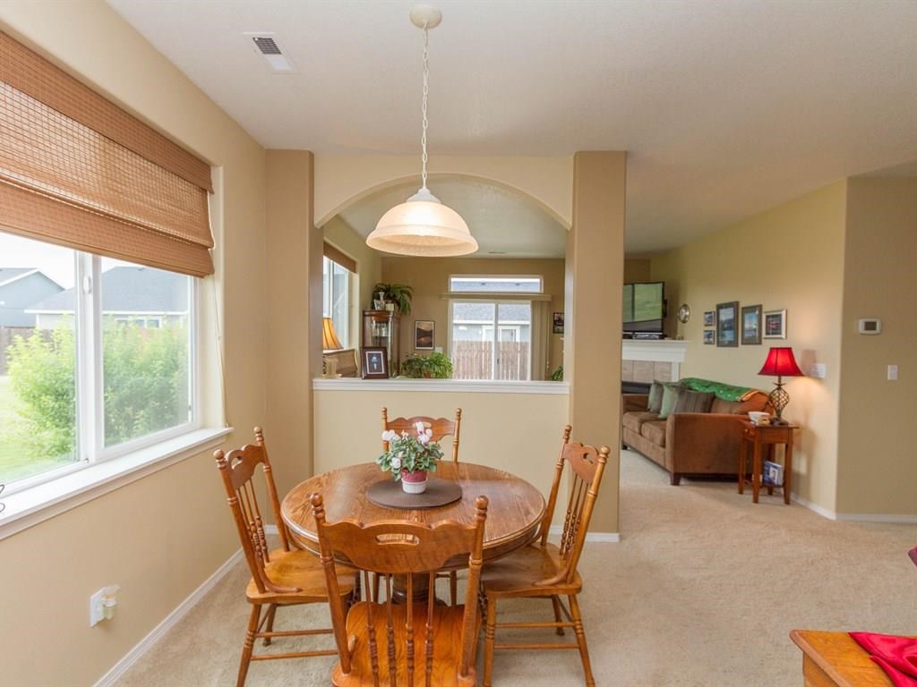 12512 W Meadow Ct - Photo 6