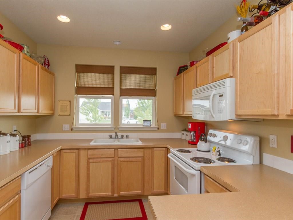 12512 W Meadow Ct - Photo 7