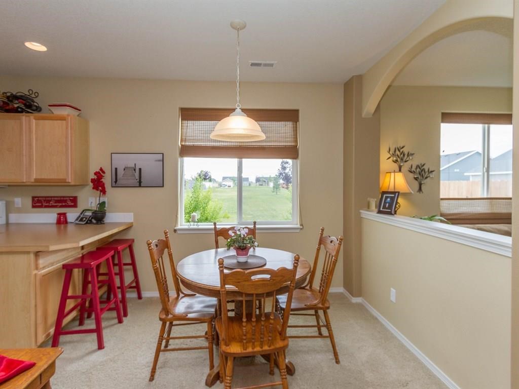 12512 W Meadow Ct - Photo 9