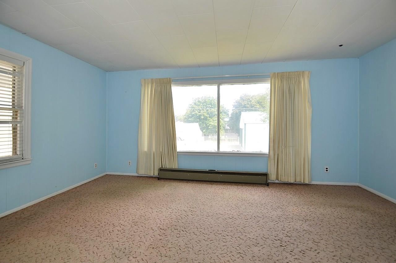 4214 N MAPLE - Photo 11